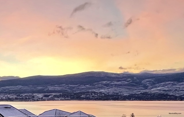 歐肯納根湖（Okanagan）雪後日出-光芒色彩